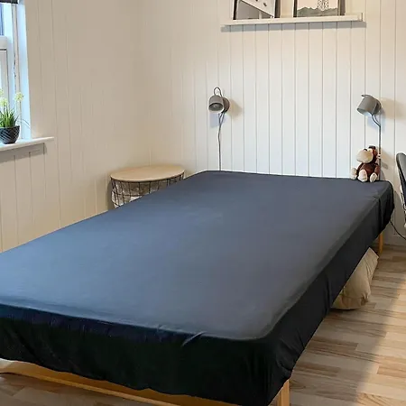 Semesterbostad Hus Vid Sjön I Med Wifi *
